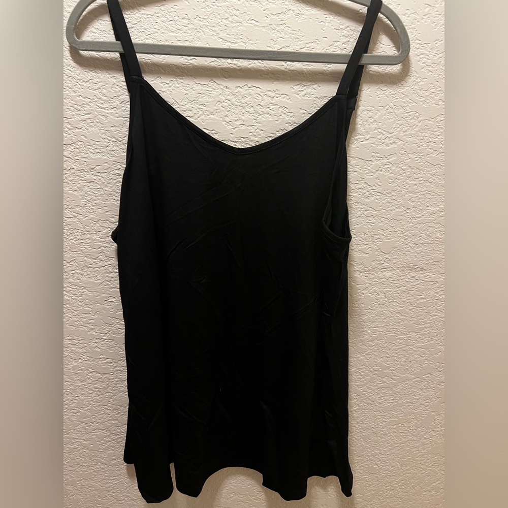 ***NWT*** BloomChic Cami/Tank
